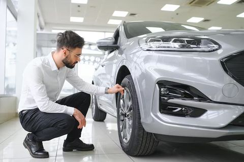 Complete Guide to Find the Best Online Physical Training and Yoga Teacher Programs