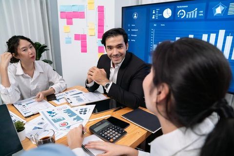 Guide to Enterprise Expense Management: Basics, Explanation & Essential Knowledge